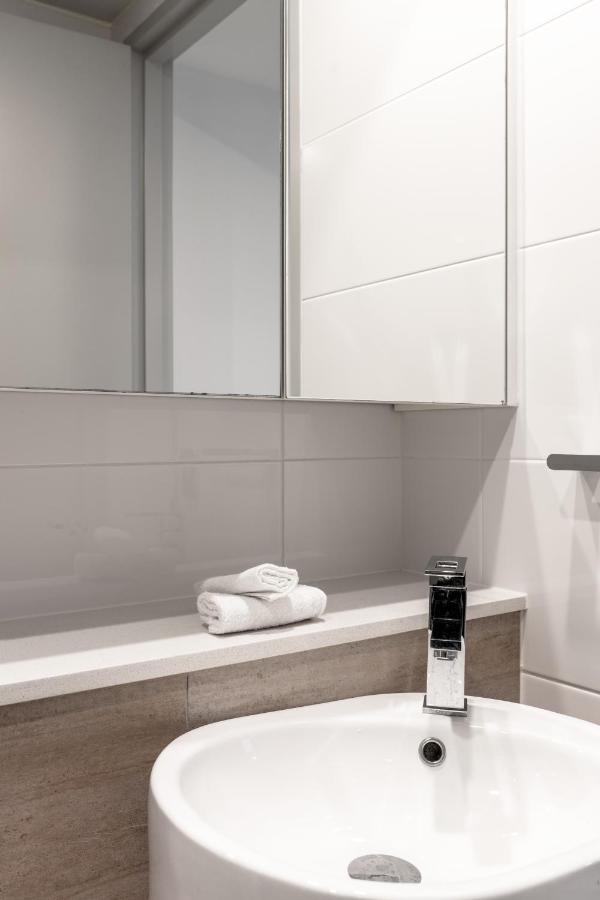 Ocean View Southport Apartment Gold Coast